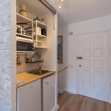 Cabopino Duplex, Swimming Pool, 5min Away, Chill Out Terrace And High-speed Wifi