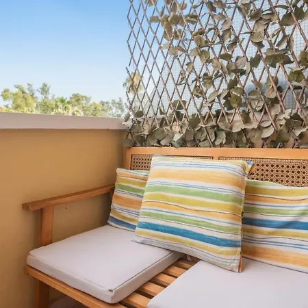 Cabopino Duplex, Swimming Pool, 5min Away, Chill Out Terrace And High-speed Wifi