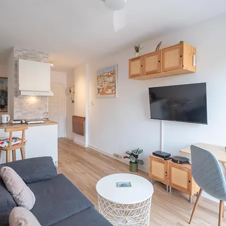 Cabopino Duplex, Swimming Pool, 5min Away, Chill Out Terrace And High-speed Wifi Apartment