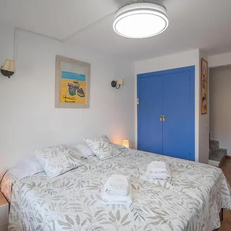 Apartment Cabopino Duplex, Swimming Pool, 5min Away, Chill Out Terrace And High-speed Wifi