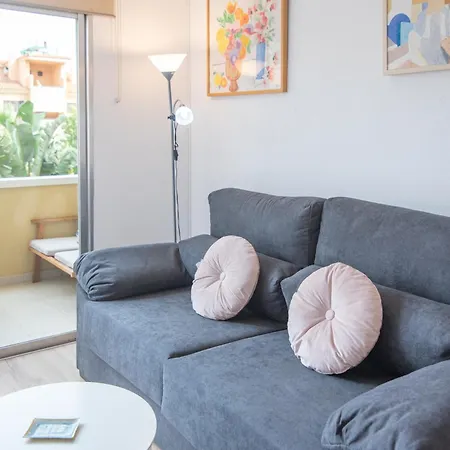 Cabopino Duplex, Swimming Pool, 5min Away, Chill Out Terrace And High-speed Wifi Apartment *