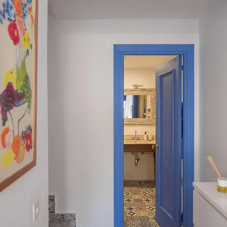 Cabopino Duplex, Swimming Pool, 5min Away, Chill Out Terrace And High-speed Wifi